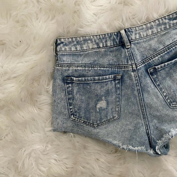 Pacsun light wash high rise festival short distres - Picture 5 of 6